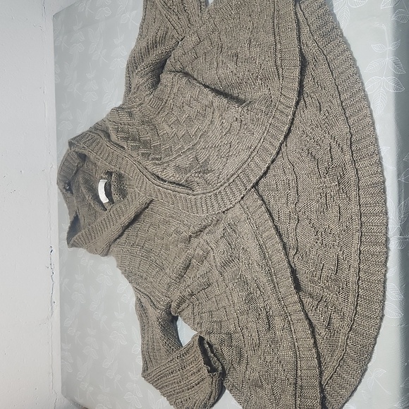 ESHA Cardigan - Picture 4 of 7